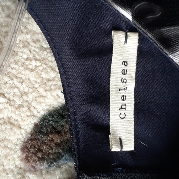 Honey Chelsea Floral Midi Dress - Picture 7 of 10